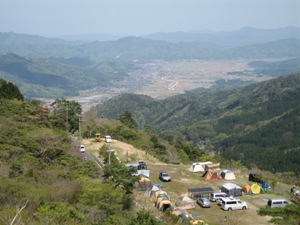 与謝野町を一望するオートキャンプ場 