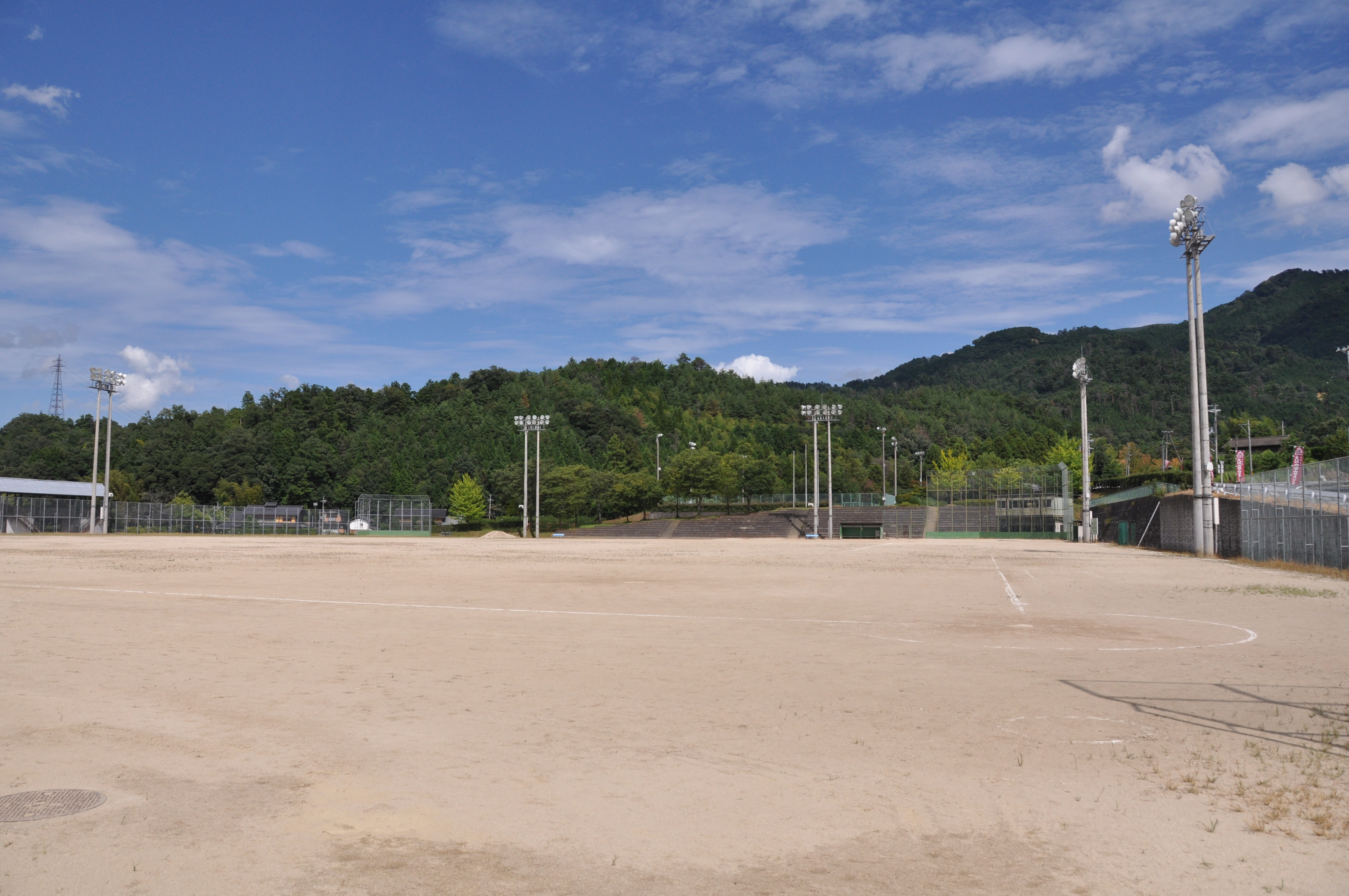 大江山運動公園グラウンドの全景