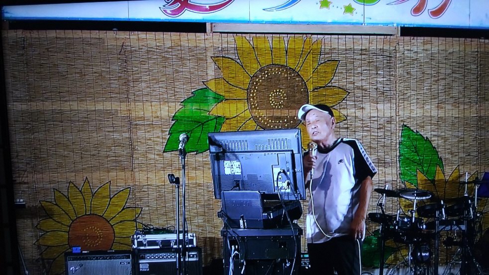 整備したwi-fi機器が外でのカラオケ大会に活用されました