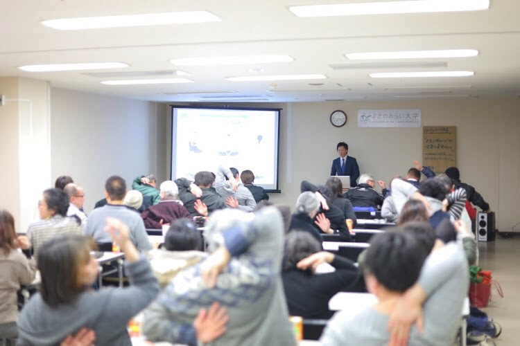 実際にエクササイズに取り組む様子