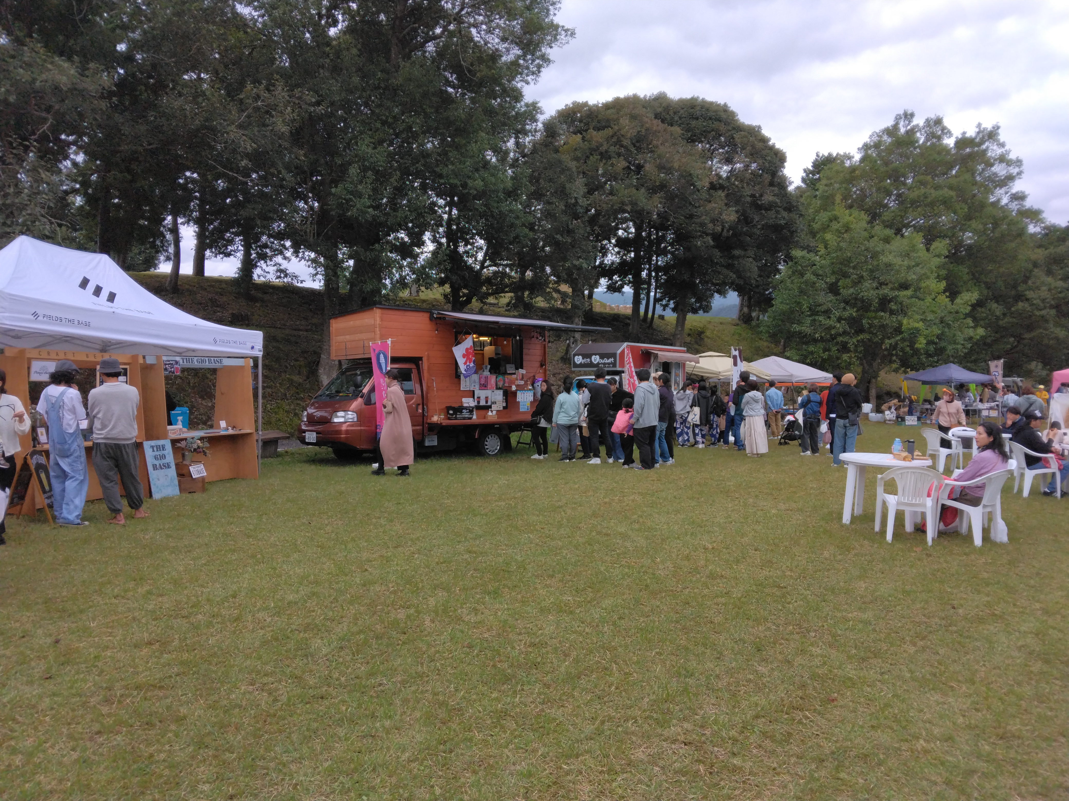 イベントで賑わう古墳公園