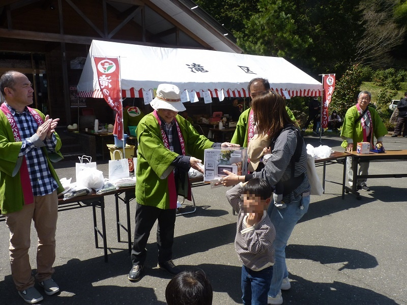 千年ツバキ祭りの様子③